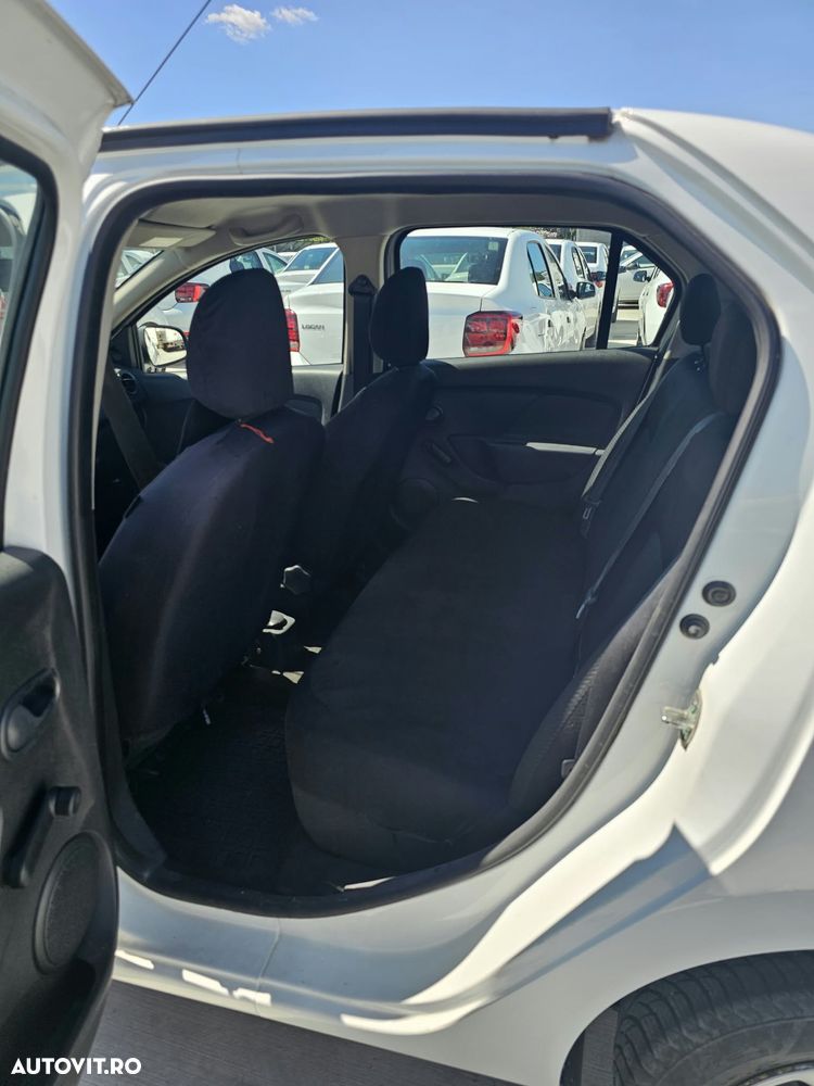 Dacia Logan - 12