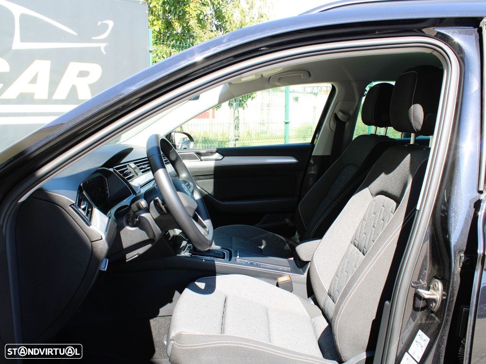 VW Passat Variant 2.0 TDI Business DSG - 26