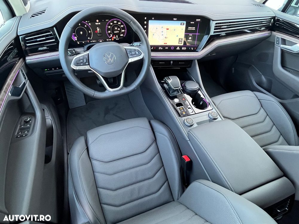 Volkswagen Touareg V6 TDI 4MOTION Elegance - 13