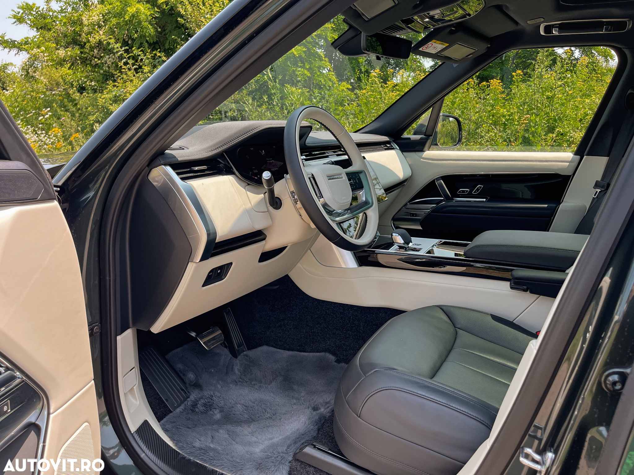 Land Rover Range Rover - 13
