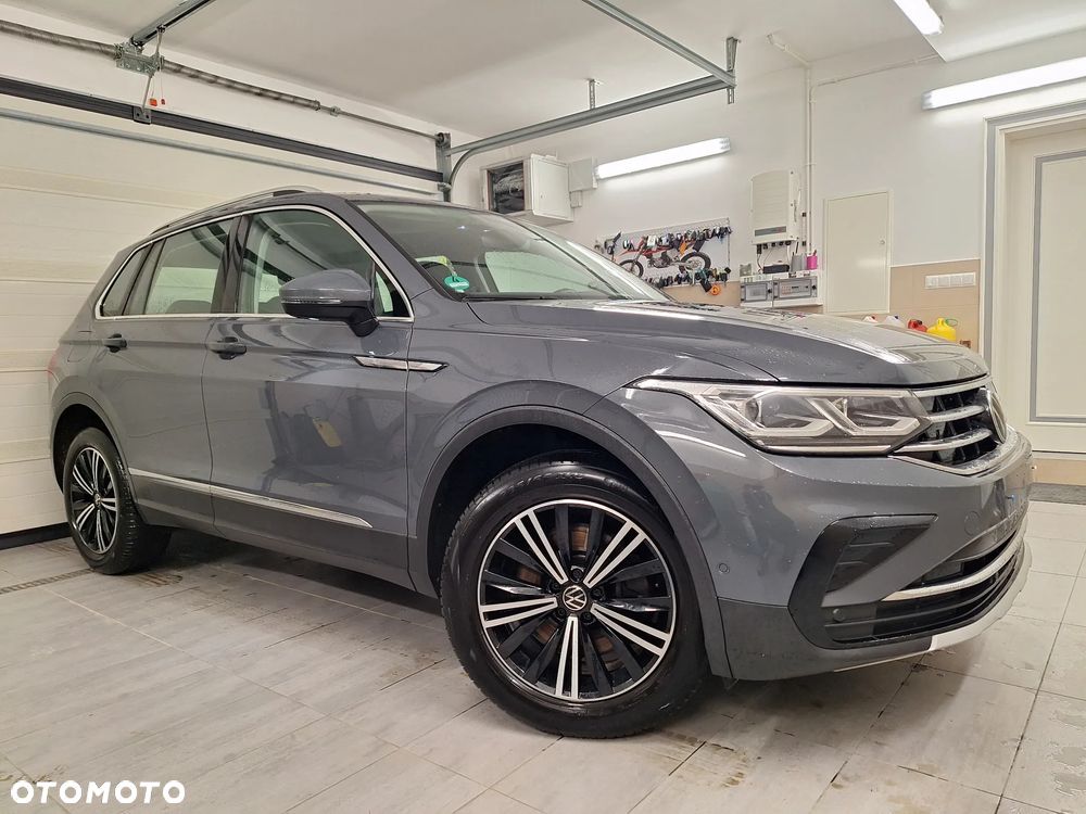Volkswagen Tiguan 2.0 TDI SCR 4MotION DSG Elegance - 2