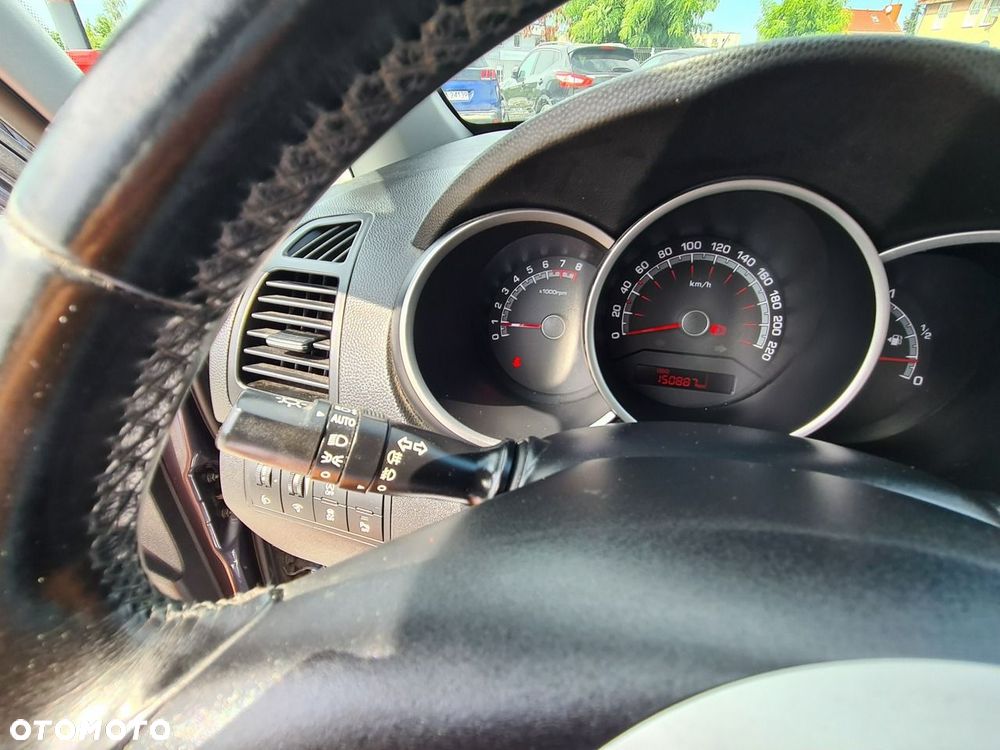 Kia Venga 1.4 XL - 19