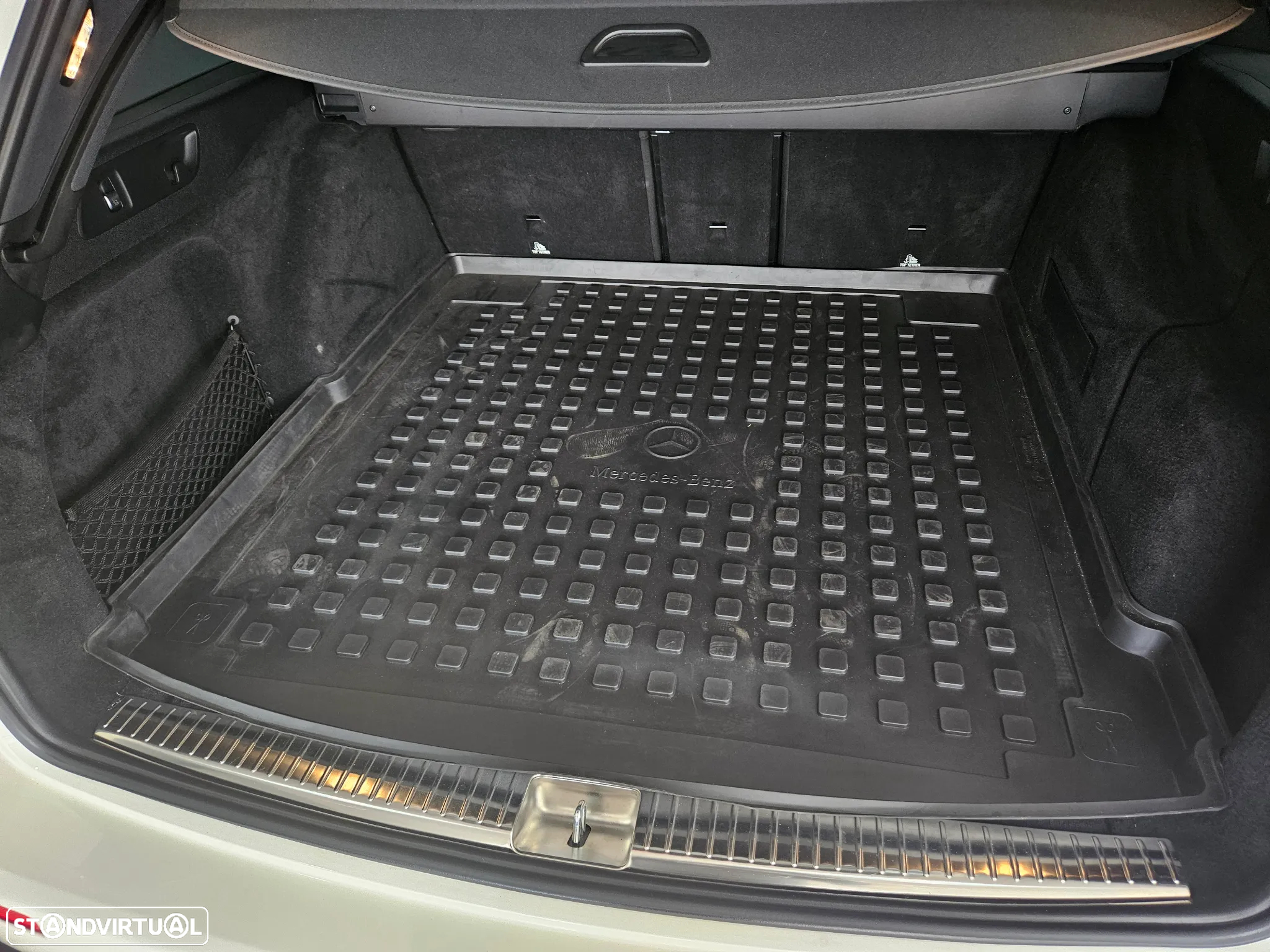 Mercedes-Benz E 300 d AMG Line - 33