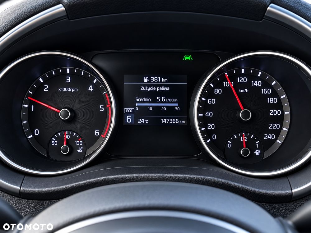 Kia Ceed 1.6 CRDi mHEV M - 8