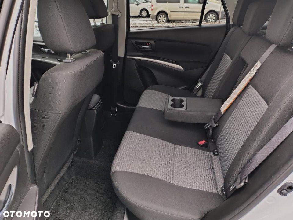 Suzuki SX4 S-Cross - 14