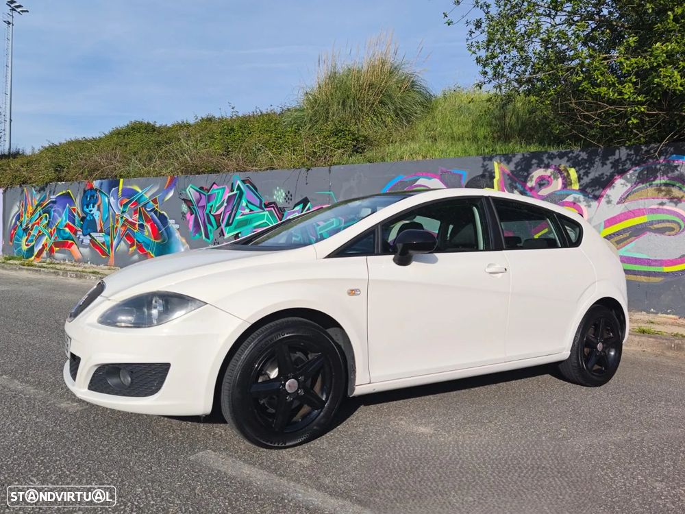 SEAT Leon 1.6 TDI DPF E-Ecomotive Reference Copa - 1