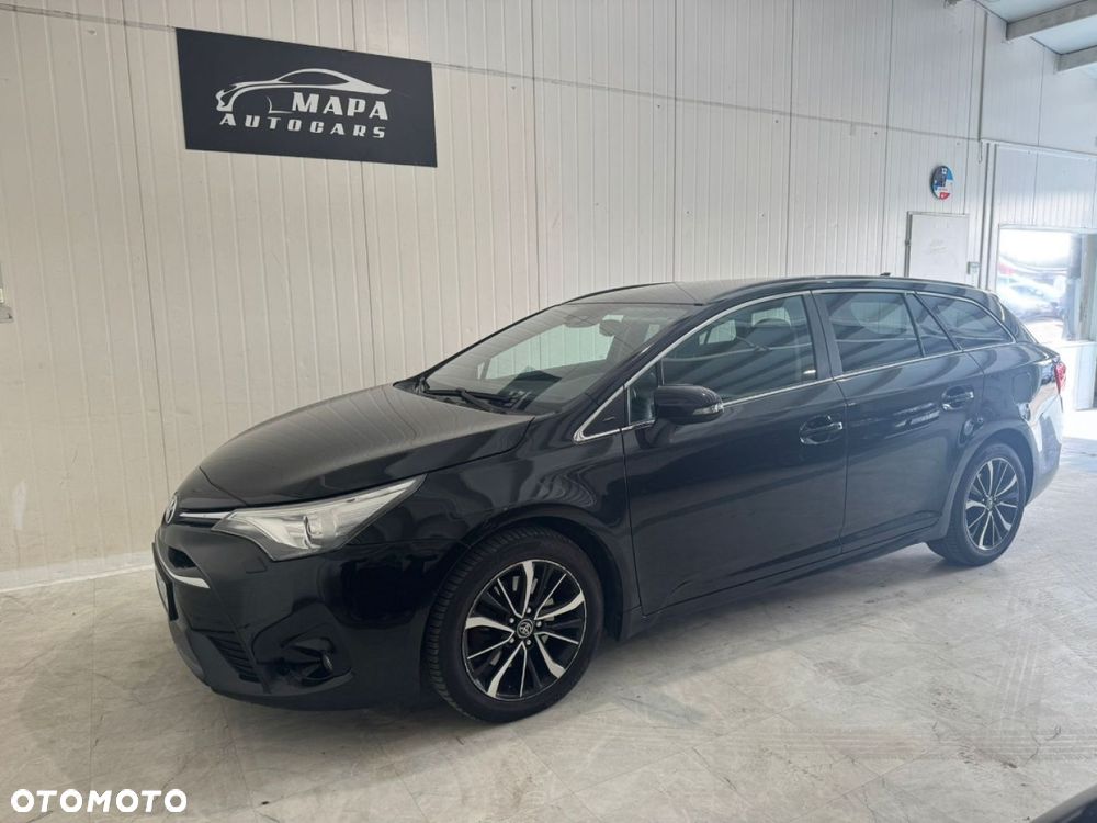 Toyota Avensis - 1