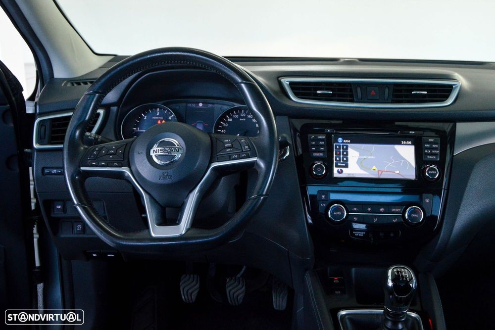 Nissan Qashqai 1.5 dCi N-Connecta - 27