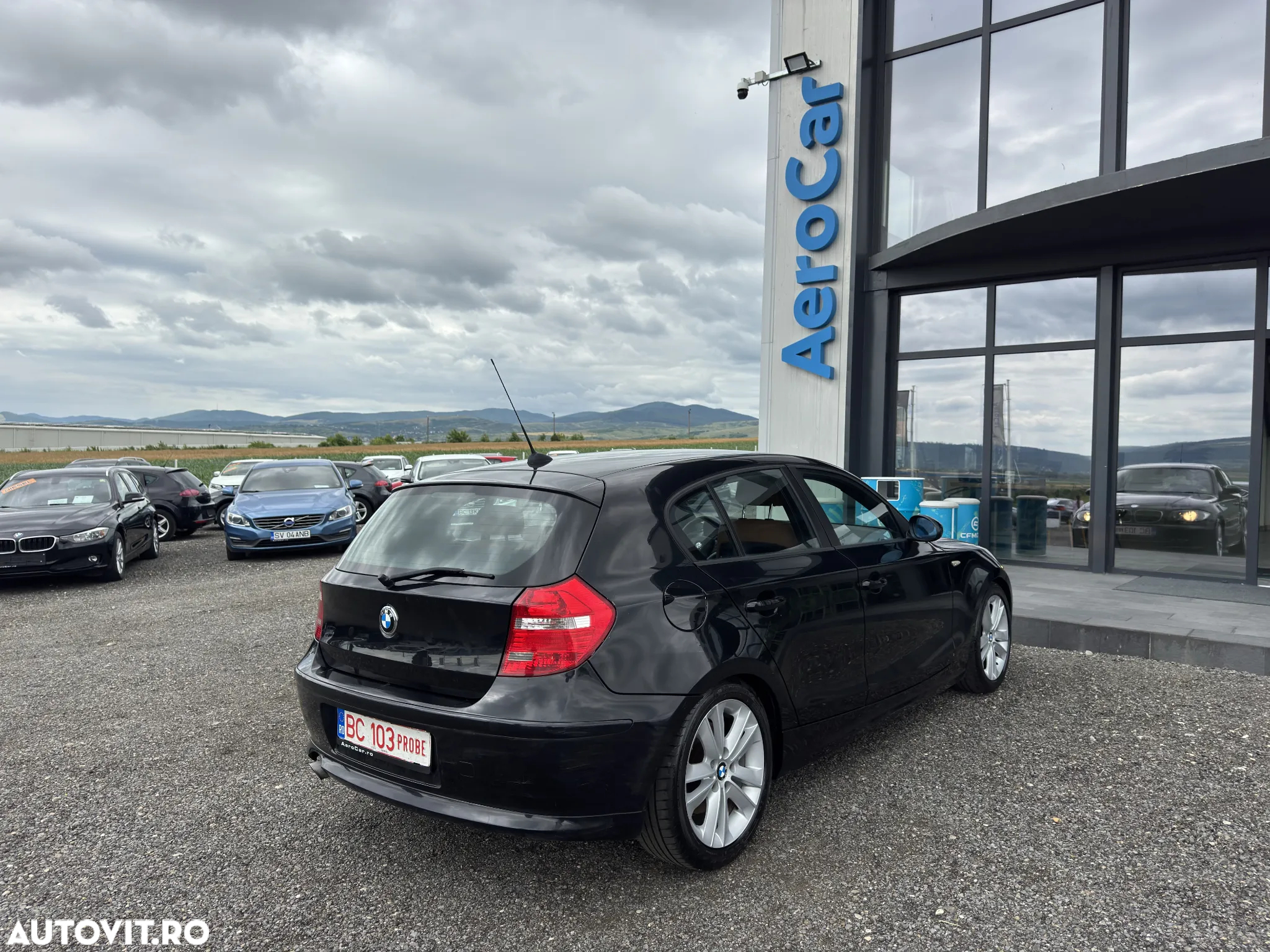 BMW Seria 1 118d - 10