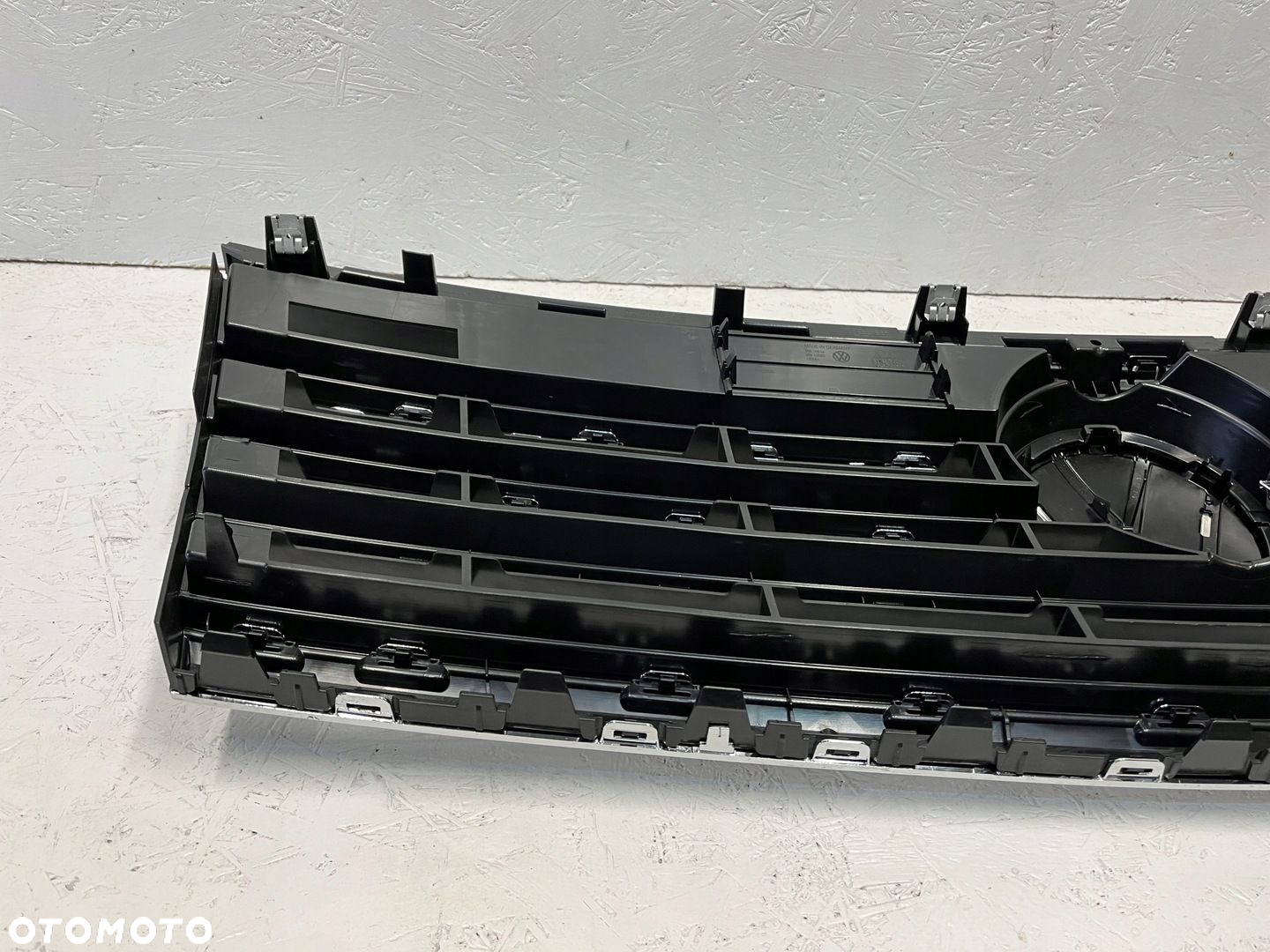 VW TOUAREG 3 III 760 ATRAPA GRILL ORG IGŁA NOWA FV WYS 24H - 7