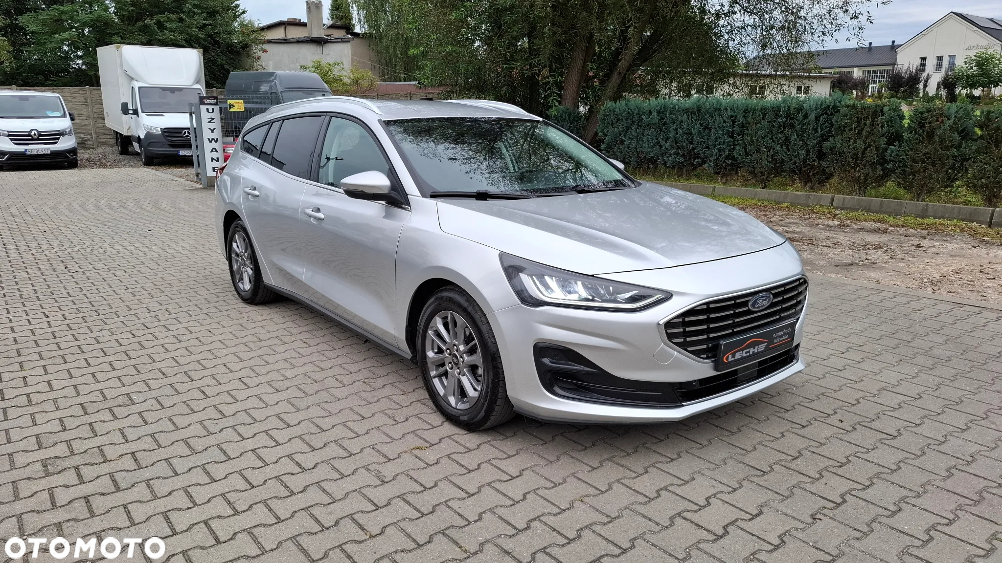 Ford Focus Turnier 1.5 EcoBlue Start-Stopp-System TITANIUM X - 2