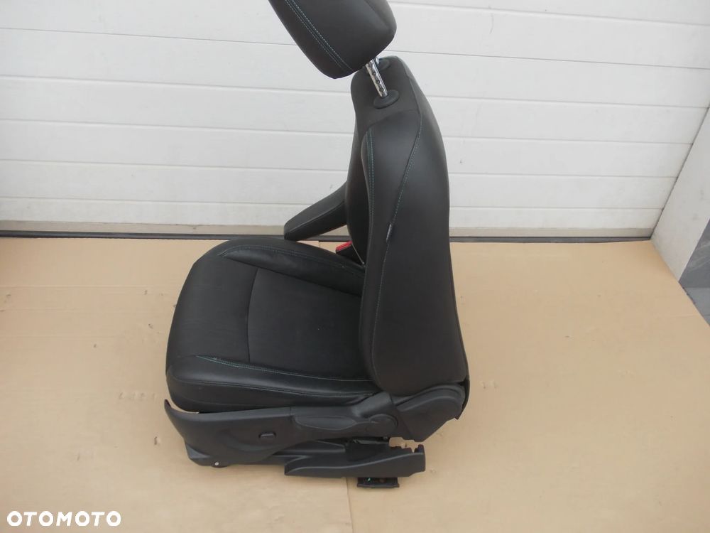 Komplet foteli Chevrolet Trax europa - 22