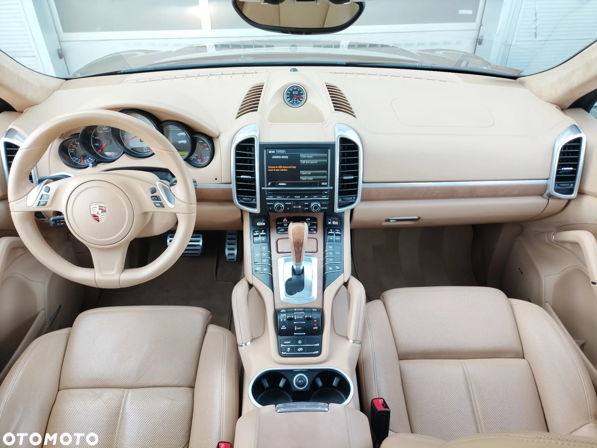 Porsche Cayenne GTS - 5
