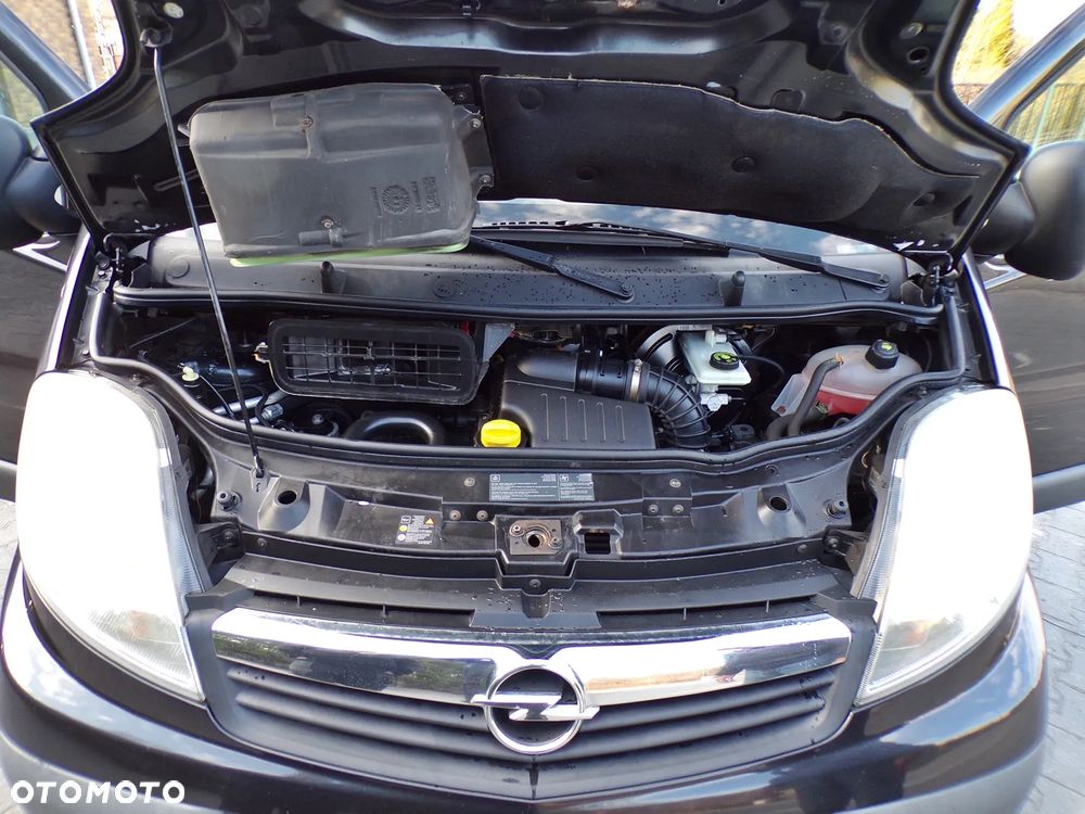Opel VIVARO - 25