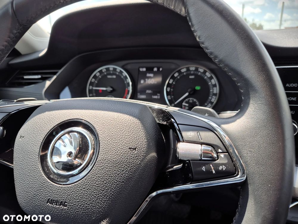 Skoda Octavia 2.0 TDI Ambition DSG - 27