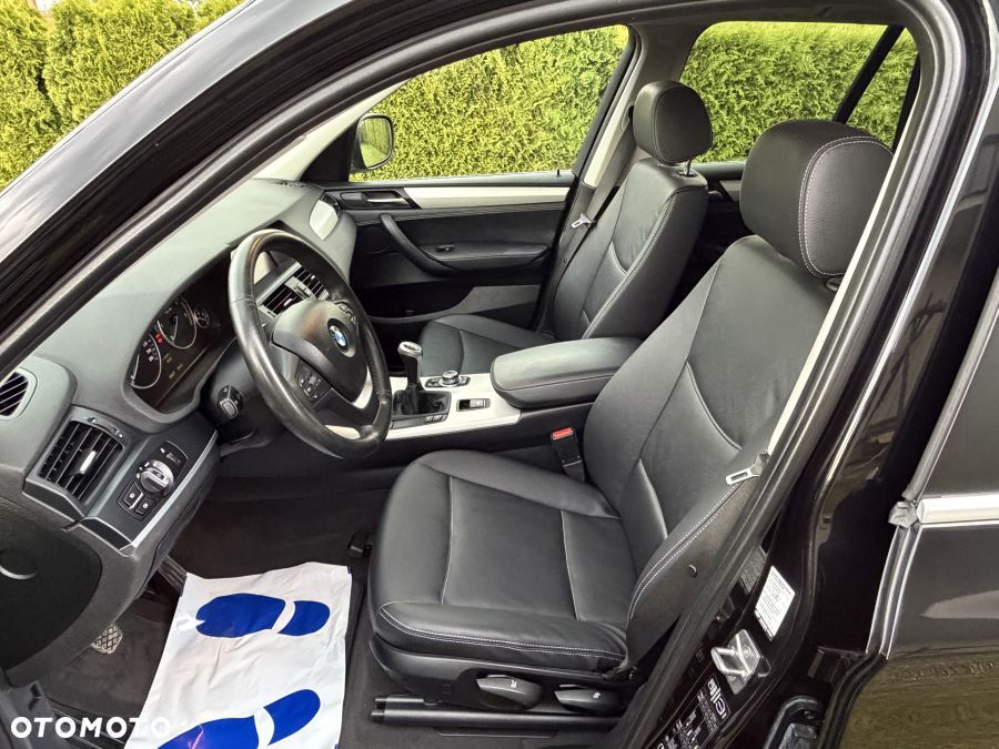 BMW X3 2.0d - 17
