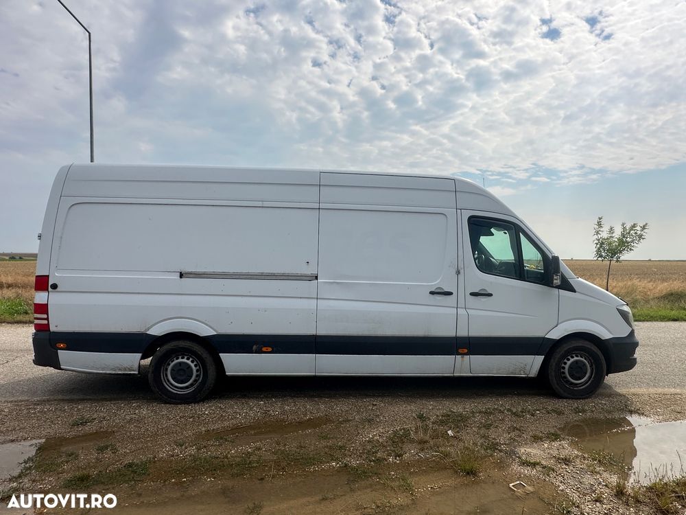 Mercedes-Benz Sprinter - 4
