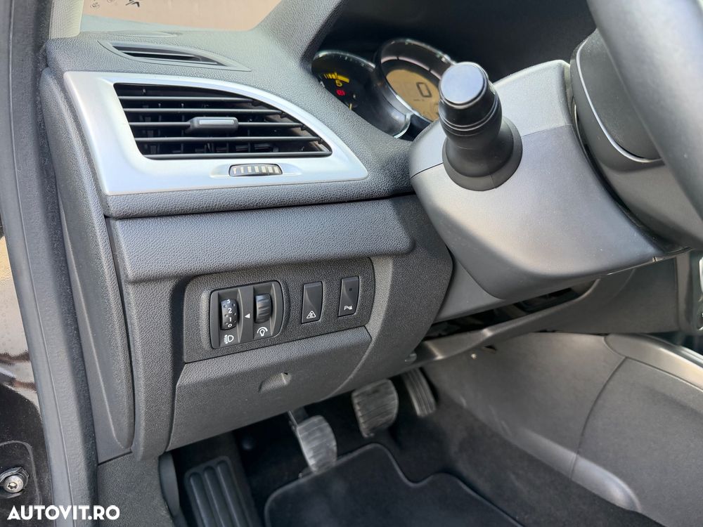 Renault Megane - 16