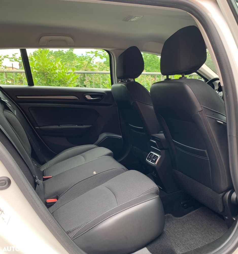 Renault Megane BLUE dCi 115 INTENS - 12