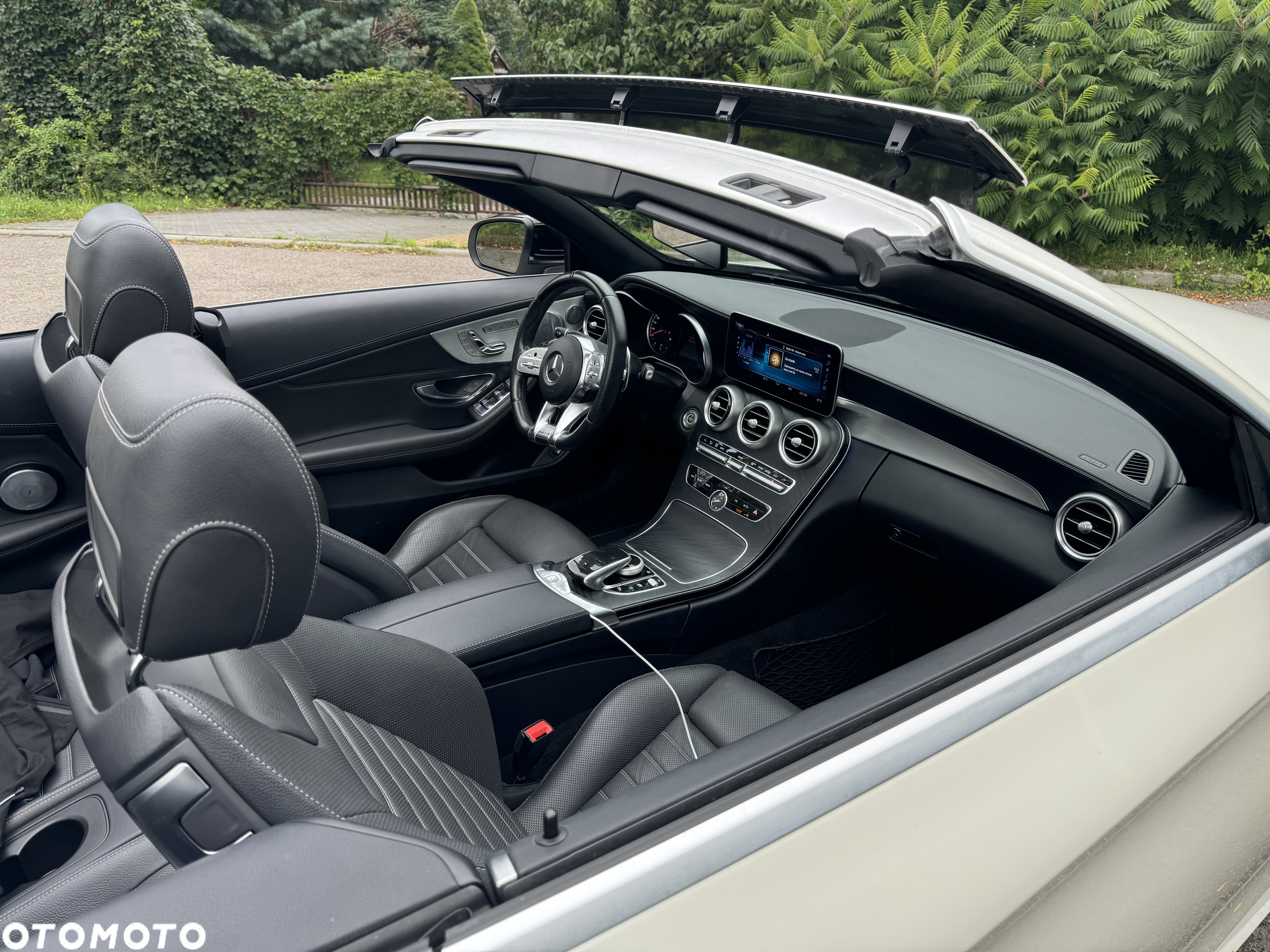 Mercedes-Benz Klasa C AMG 43 Cabrio 4Matic AMG Speedshift TCT 9G - 3
