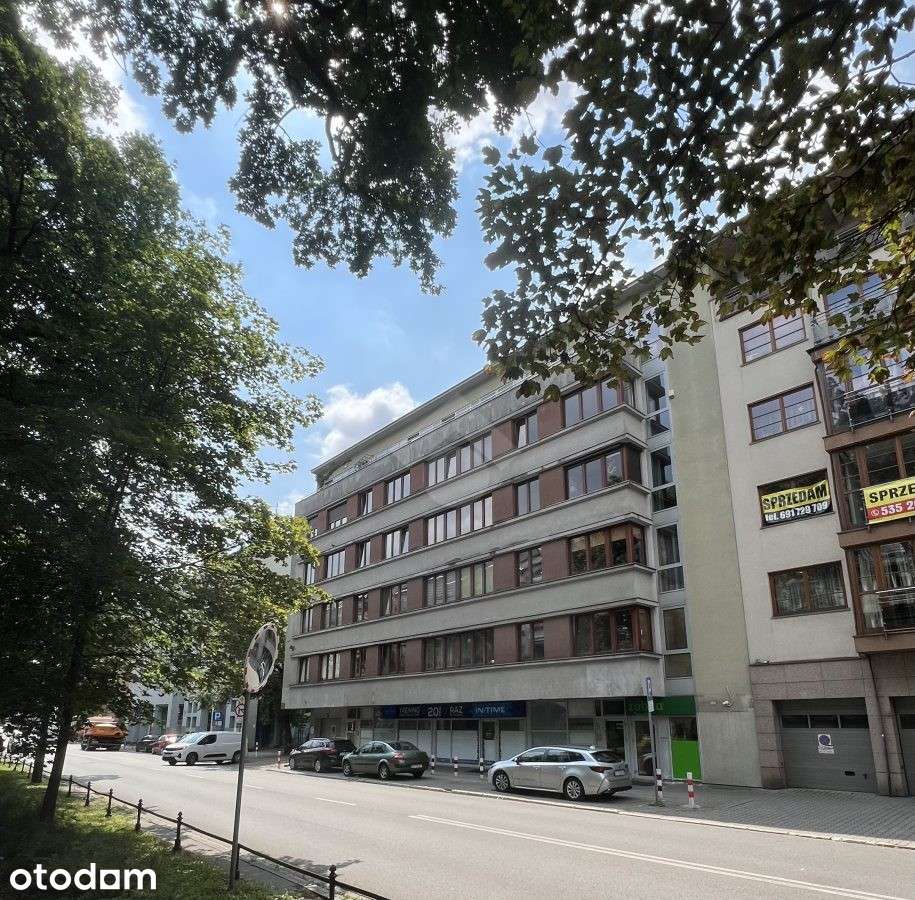 Mieszkanie z garażem - 2 balkony - 83 m2