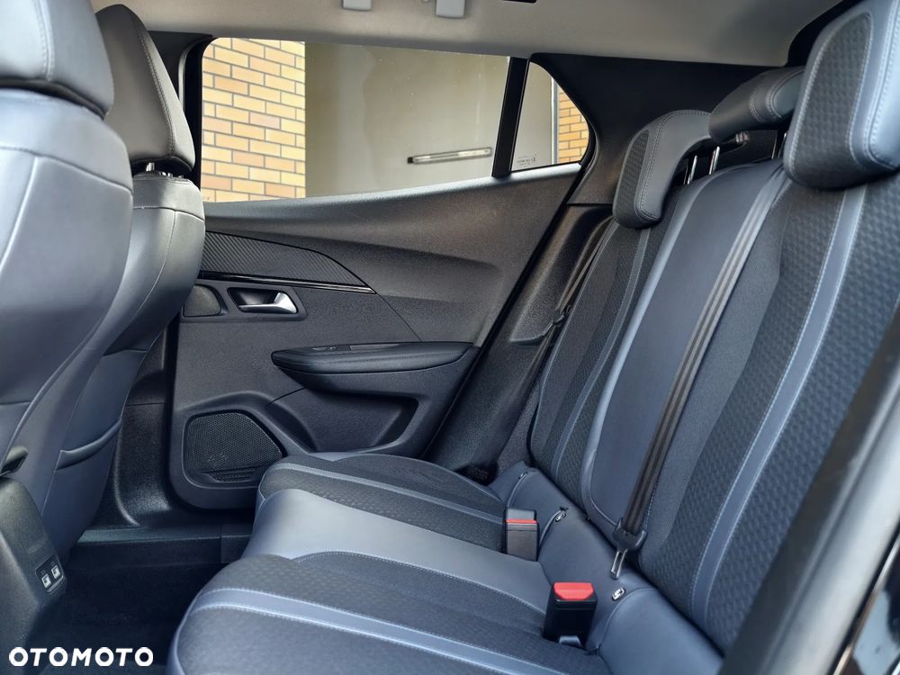 Peugeot 2008 1.5 BlueHDi Allure S&S EAT8 - 26