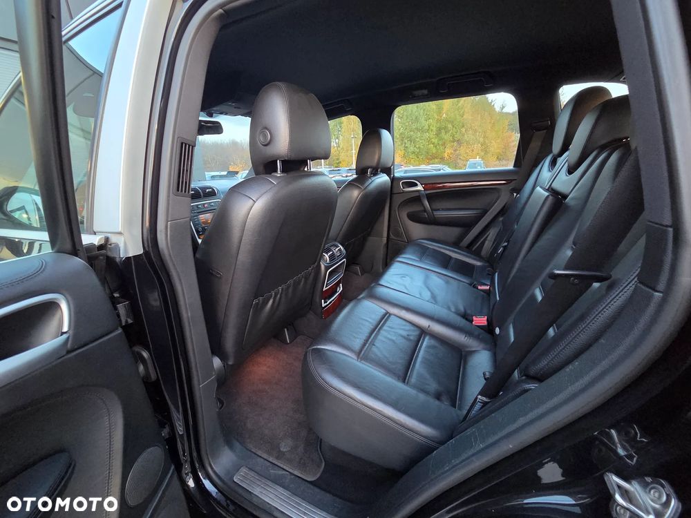 Porsche Cayenne - 31