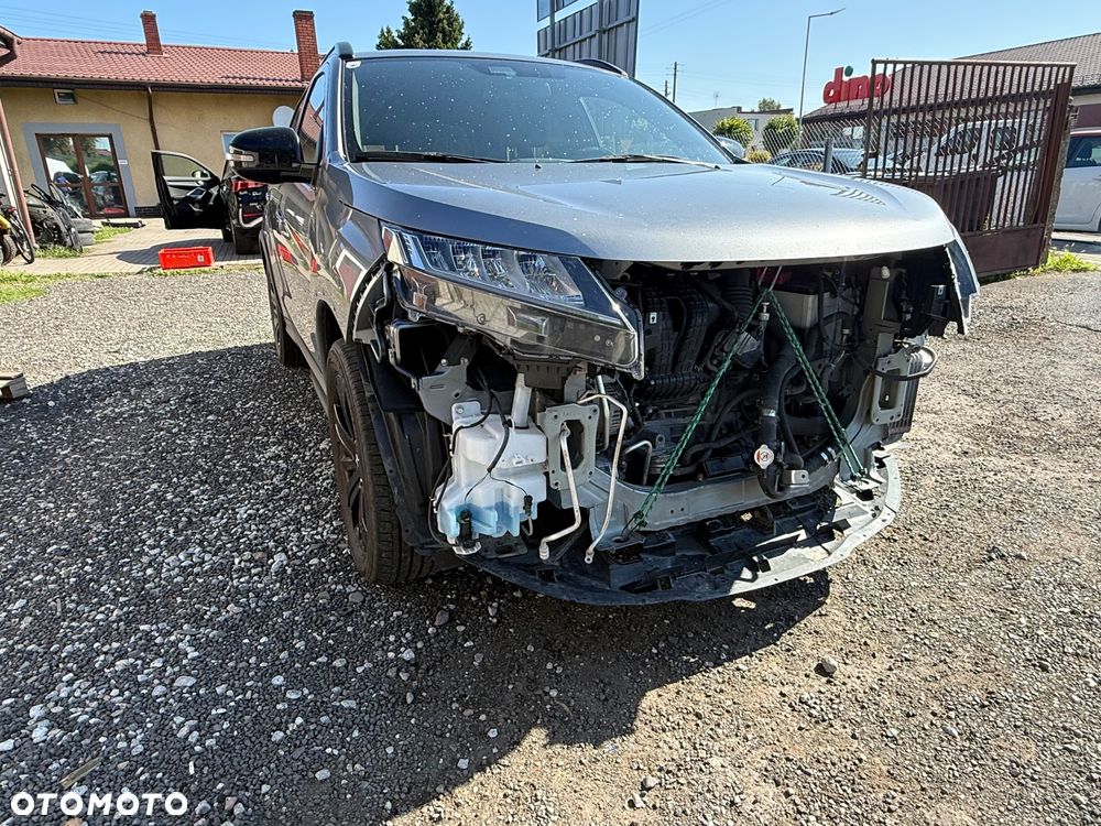 Mitsubishi ASX - 5