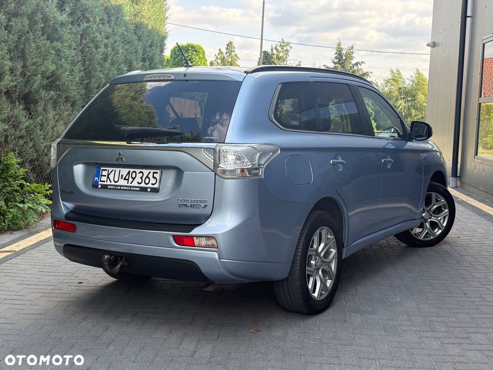 Mitsubishi Outlander 2.0 4WD Top - 6
