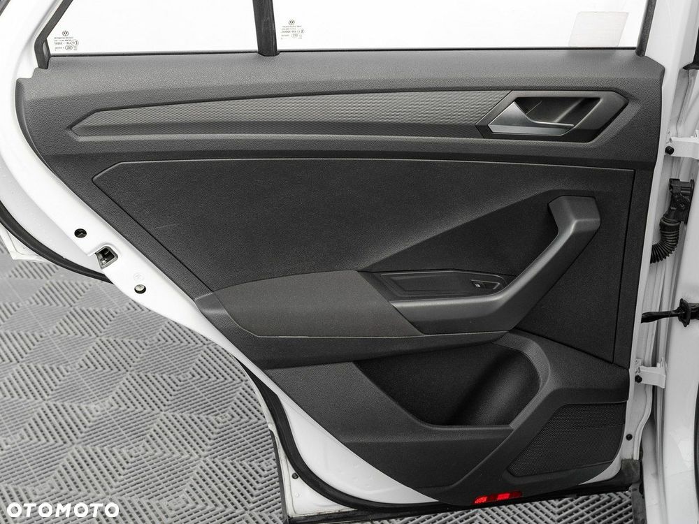 Volkswagen T-Roc 1.5 TSI Life - 22