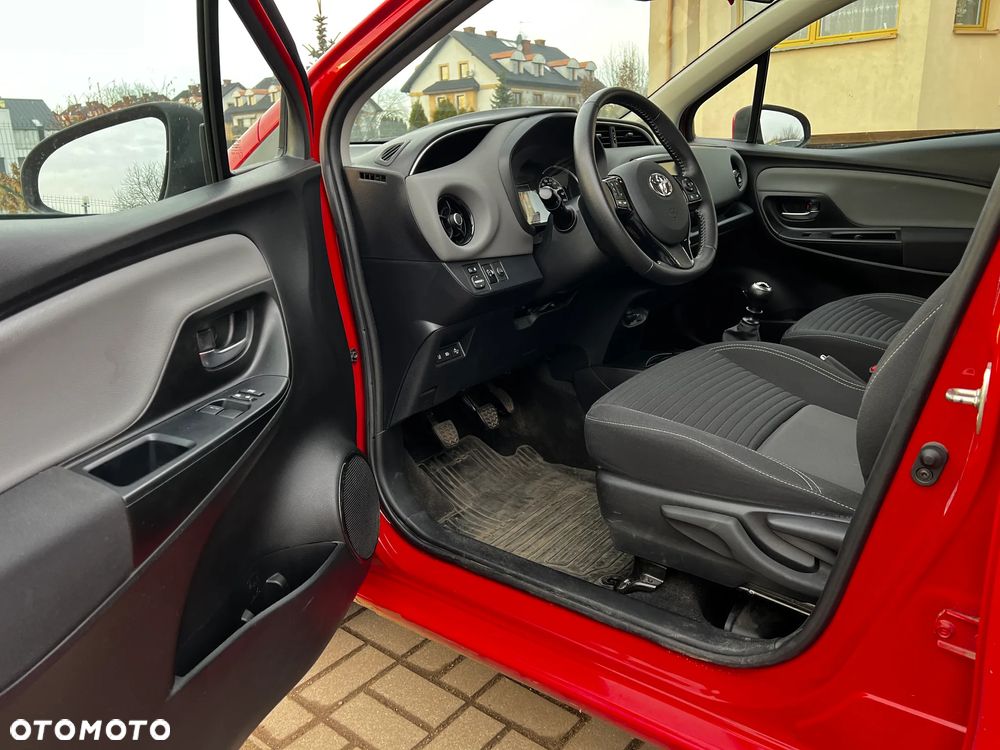 Toyota Yaris 1.5 Premium - 24