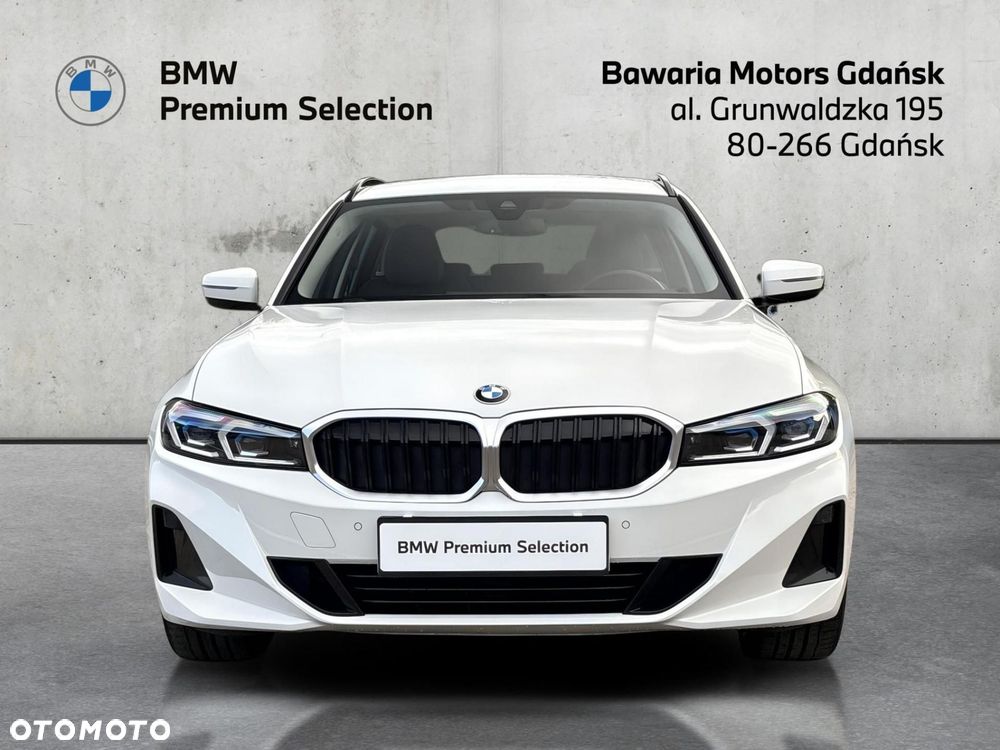 BMW 318D 2023 photo 5