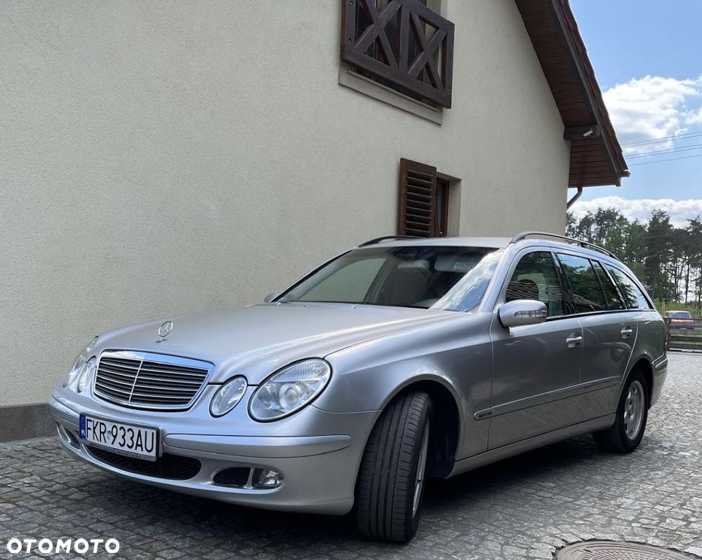 Mercedes-Benz Klasa E 220 CDI T Classic - 3