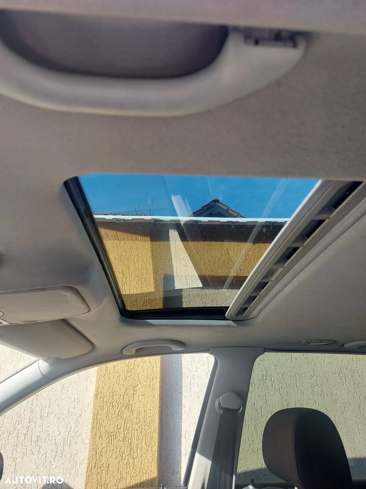 Volkswagen Golf 1.4 - 7