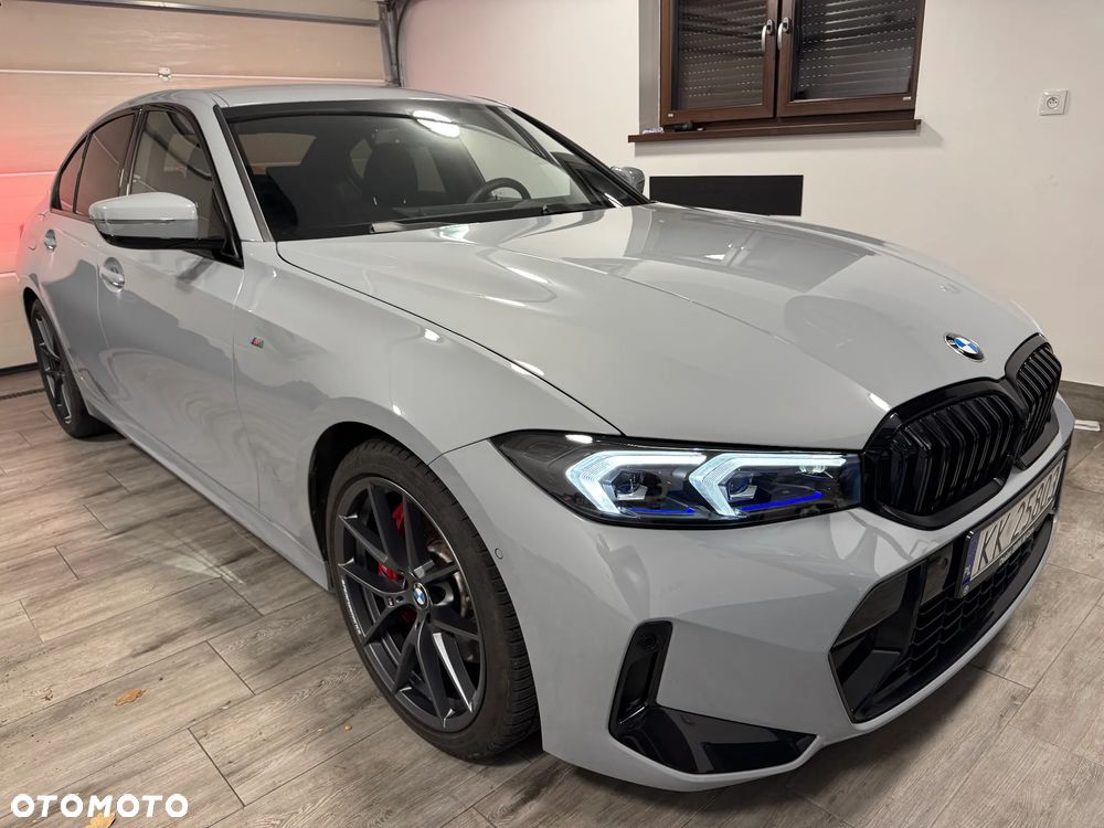 BMW Seria 3 330i xDrive M Sport sport - 1