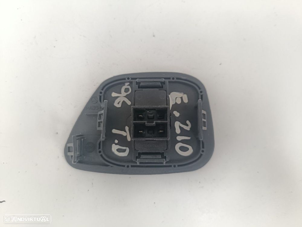 Botão / Botões / Comutador Vidro Dto Mercedes-Benz E-Class (W210) - 2