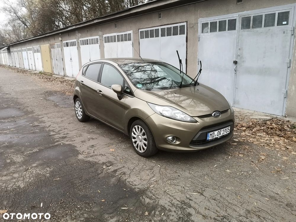 Ford Fiesta 1.25 Celebration - 15