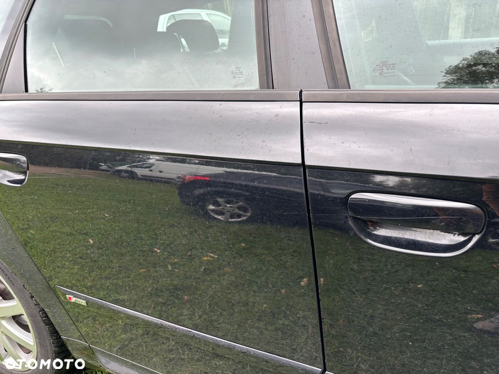 Audi A4 Avant 2.0 TDI - 24