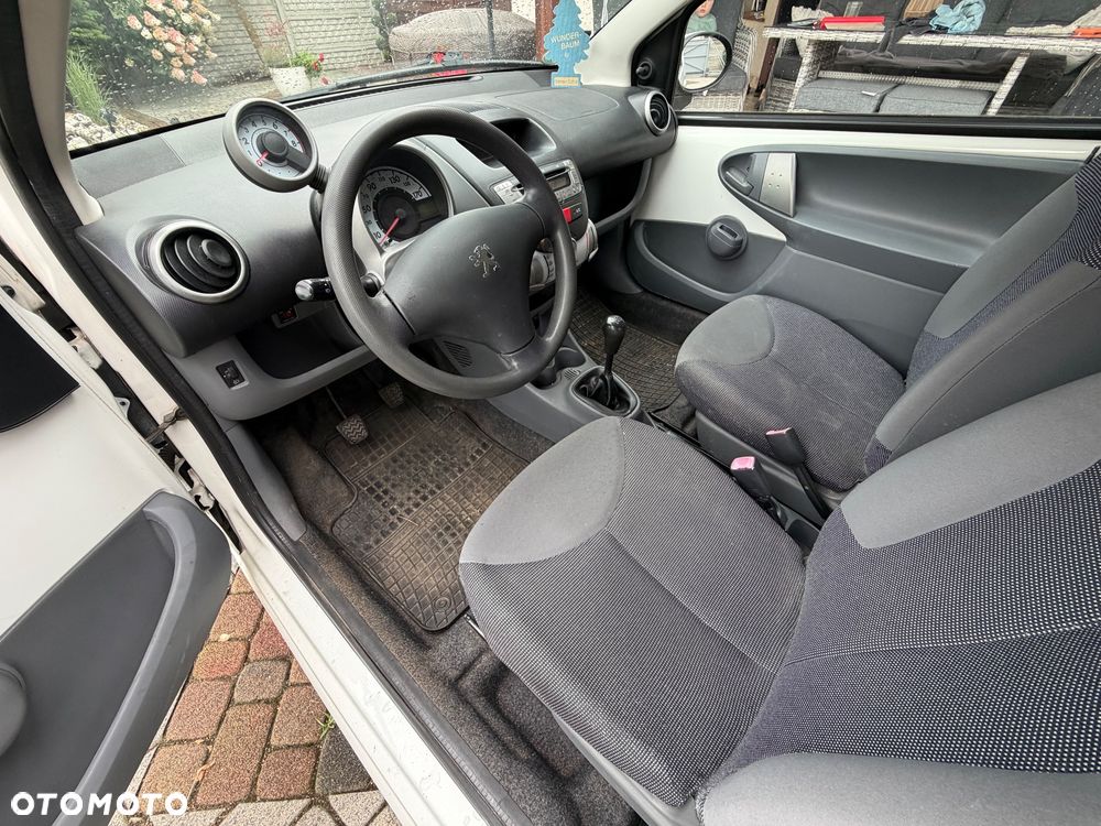 Peugeot 107 - 16