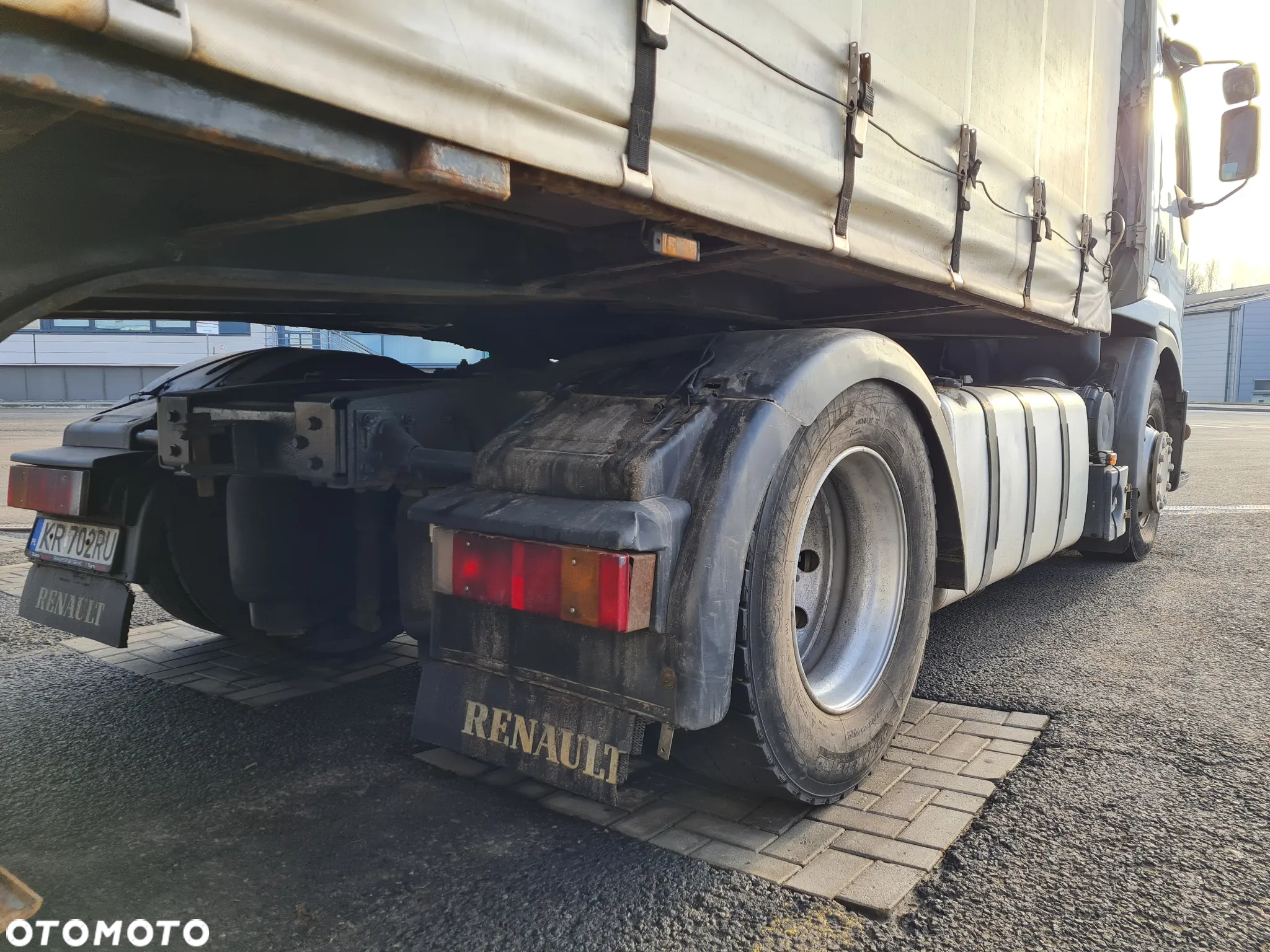 Renault Premium 420 dci - 8
