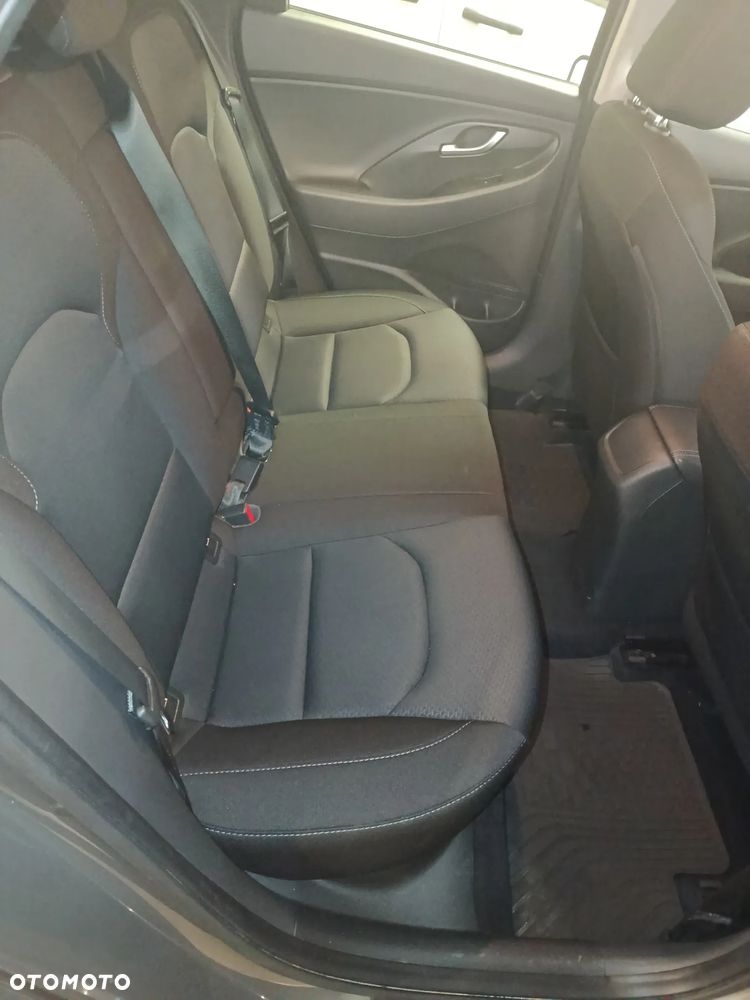 Hyundai i30 1.4 T-GDI Comfort DCT - 19