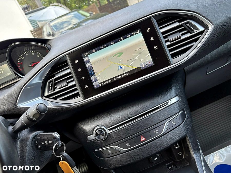 Peugeot 308 130 e-THP Stop & Start Active - 28