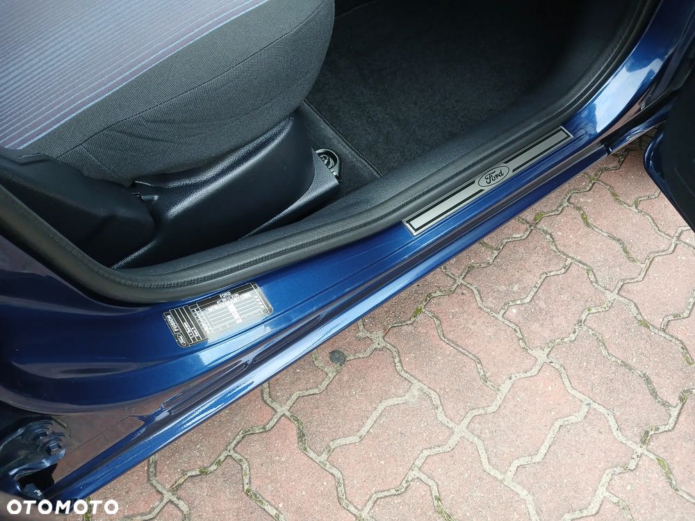 Ford Fusion - 27