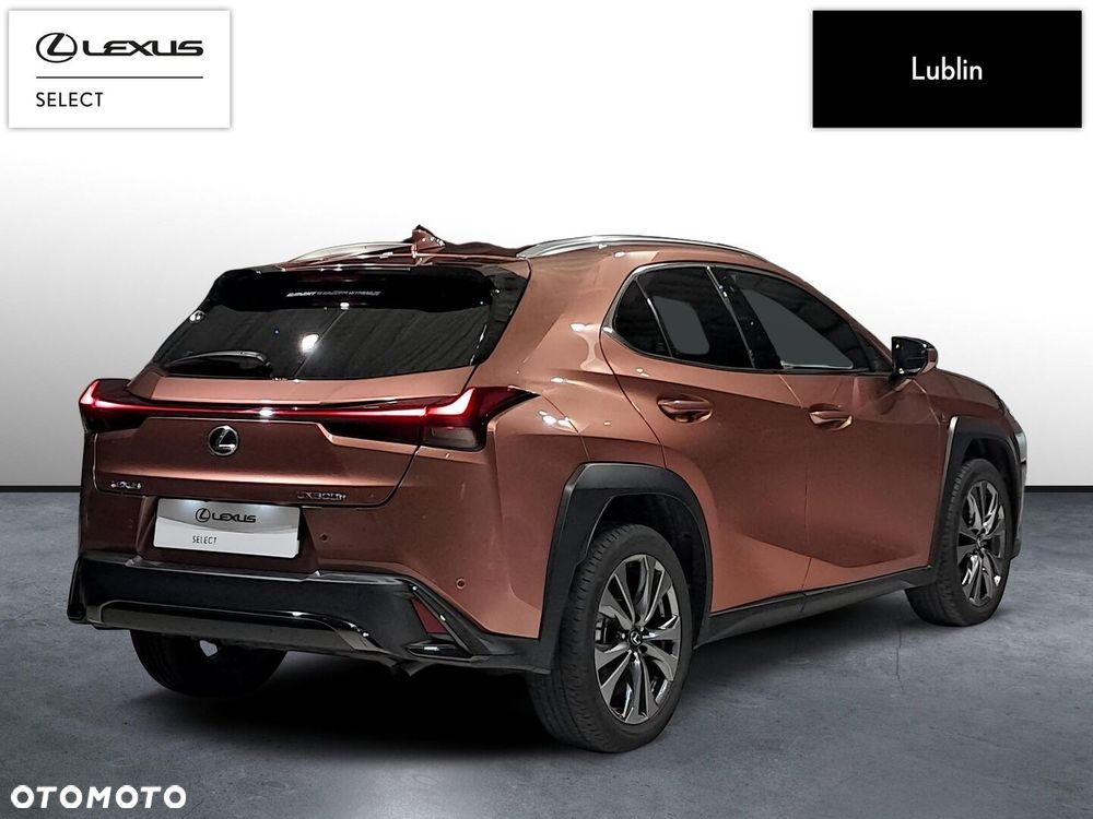 Lexus UX 300h F Sport Design - 5