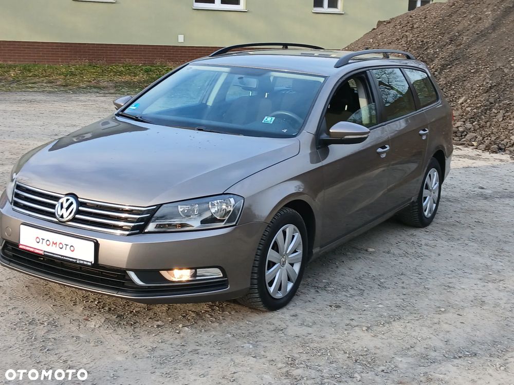 Volkswagen Passat - 27