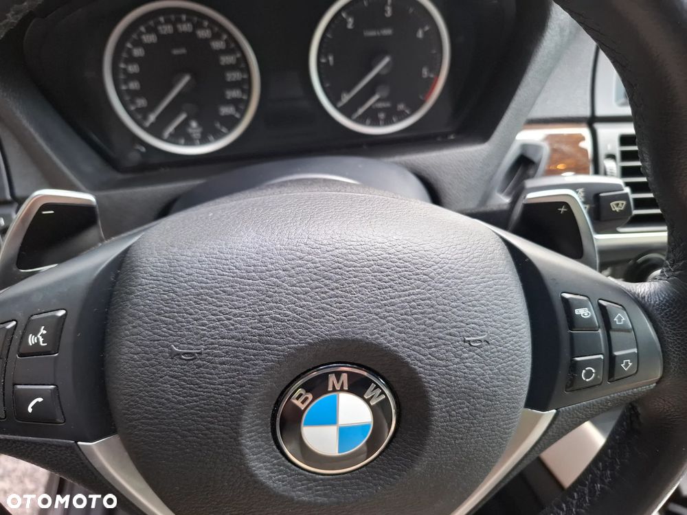 BMW X6 - 26
