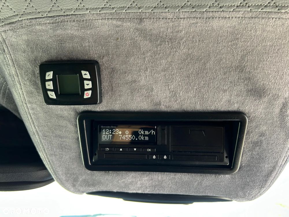 Mercedes-Benz Sprinter 519 - 16