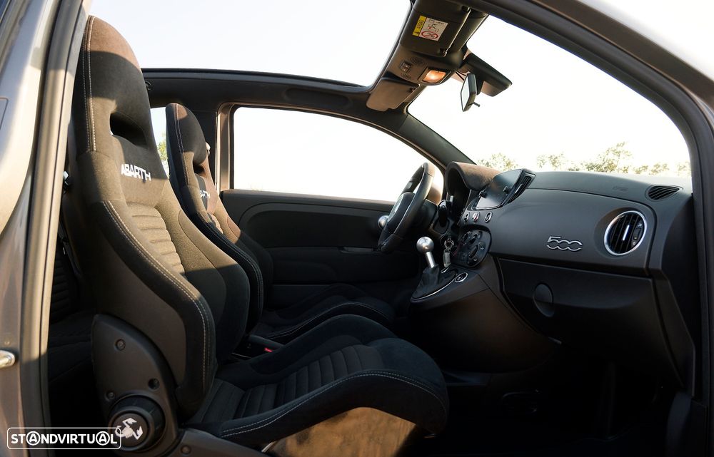 Abarth 695C 1.4 T-Jet — fotografia 18