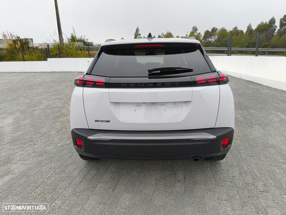 Peugeot 2008 PureTech 100 Allure - 6