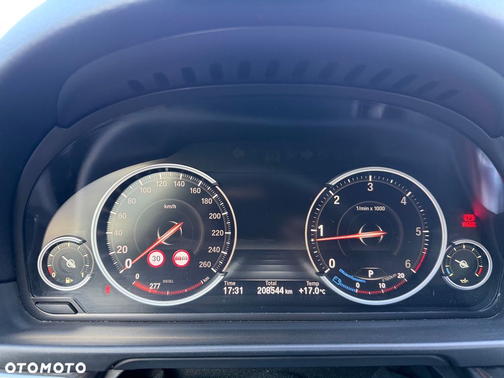 BMW Seria 5 - 35